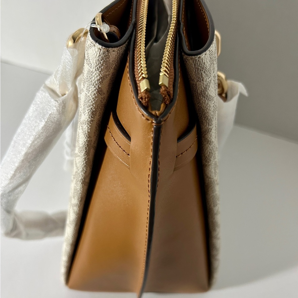 Brand New Michael Kors Rochelle Large Satchel-Vanilla/Acorn- NWT - Picture 8 of 11